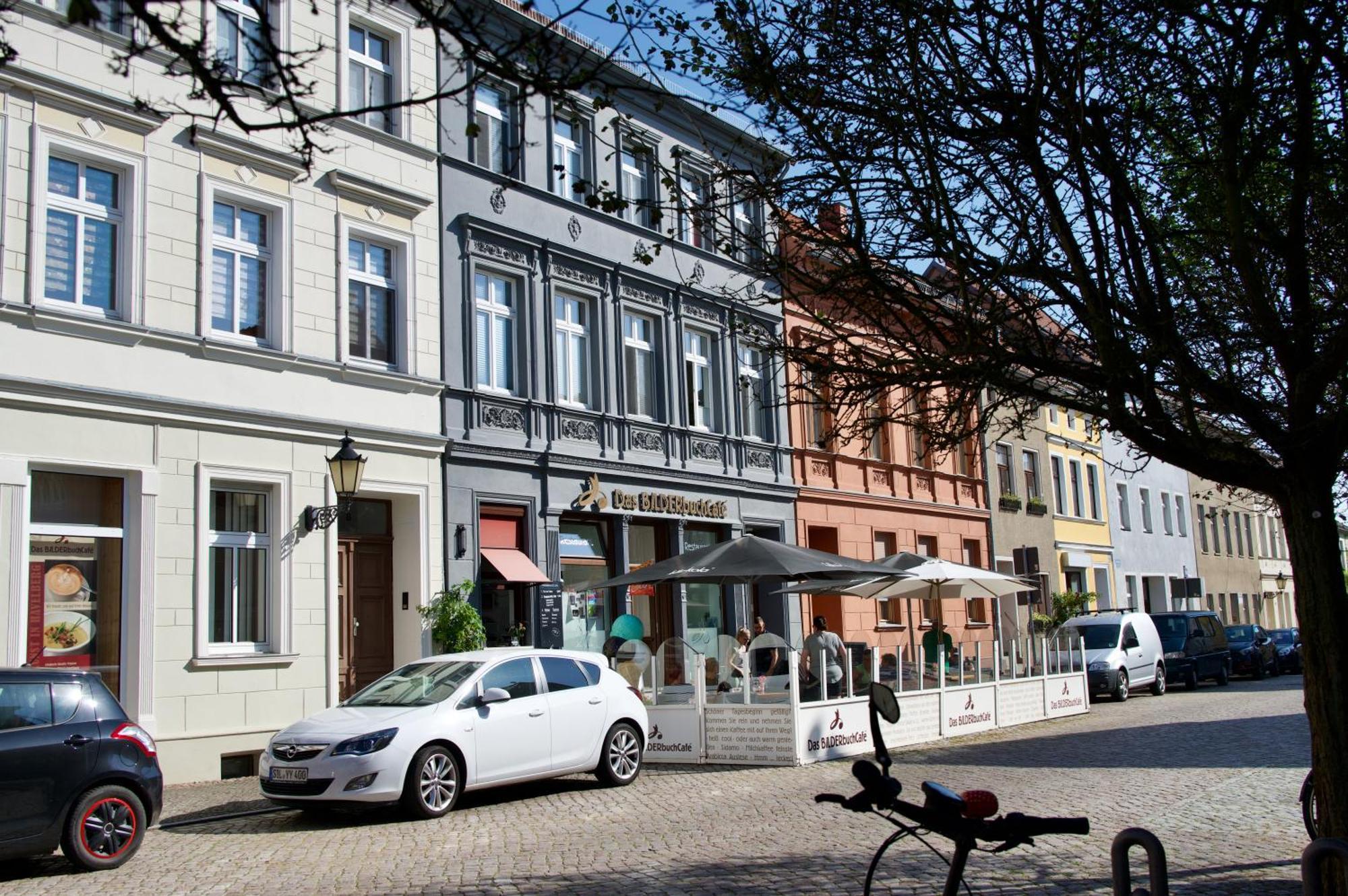 Das Bilderbuchcafe - Pension Markt 7 Хавелберг Екстериор снимка