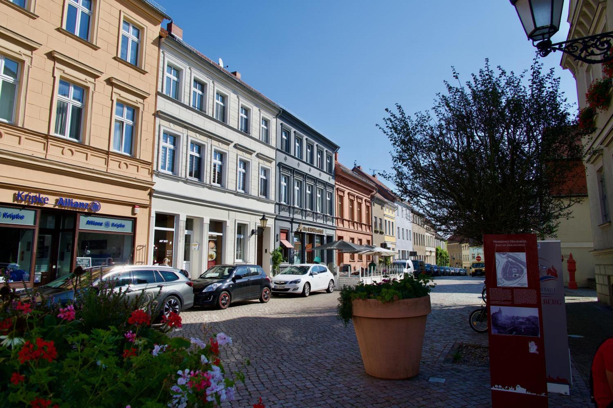 Das Bilderbuchcafe - Pension Markt 7 Хавелберг Екстериор снимка
