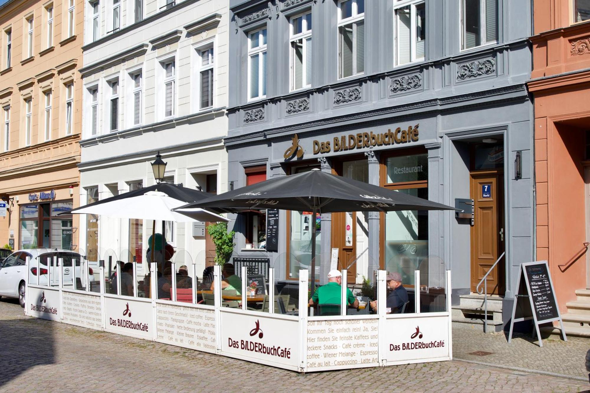 Das Bilderbuchcafe - Pension Markt 7 Хавелберг Екстериор снимка