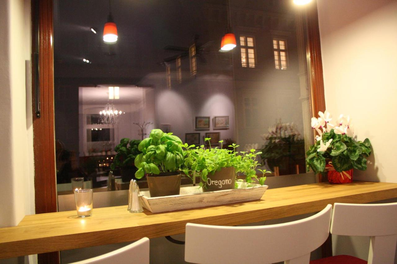 Das Bilderbuchcafe - Pension Markt 7 Хавелберг Екстериор снимка